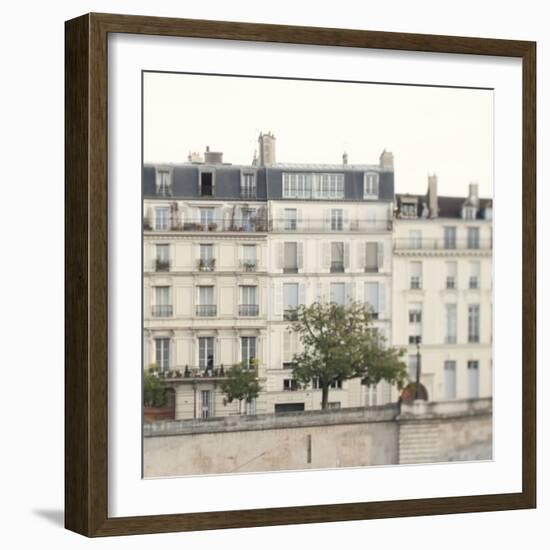 Amour de la Ville - Rue-Irene Suchocki-Framed Giclee Print