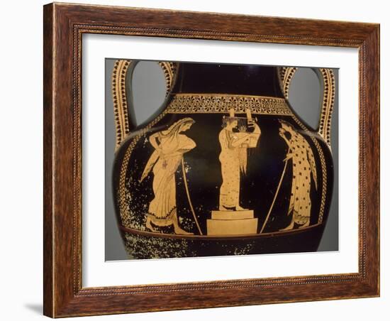 Amphore pseudo-panathénaïque attique à figures rouges-Andokides-Framed Giclee Print