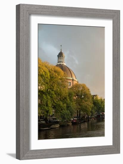 Amsterdam Singel Canal-Erin Berzel-Framed Photographic Print