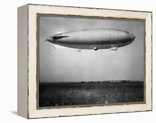 Amundsen (Blimp)-null-Framed Premier Image Canvas