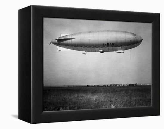 Amundsen (Blimp)-null-Framed Premier Image Canvas