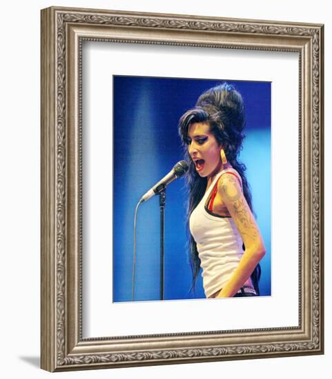 Amy Winehouse-null-Framed Photo