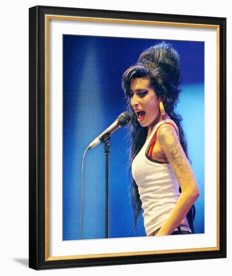 Amy Winehouse-null-Framed Photo