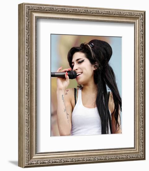 Amy Winehouse-null-Framed Photo