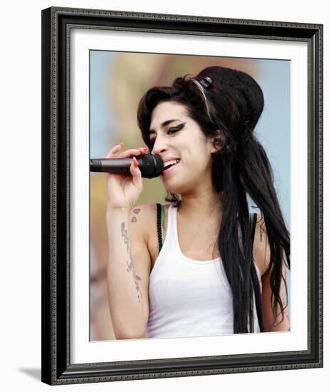 Amy Winehouse-null-Framed Photo