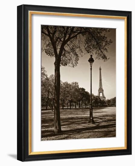 An Afternoon Stroll in Paris I-Jeff Maihara-Framed Giclee Print