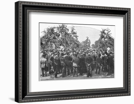 An al fresco lecture, Hyde Park, London, c1900 (1901)-Unknown-Framed Photographic Print