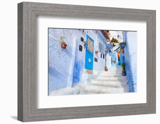 An Alleyway in the Medina, Chefchaouen, Morocco-A_nella-Framed Photographic Print