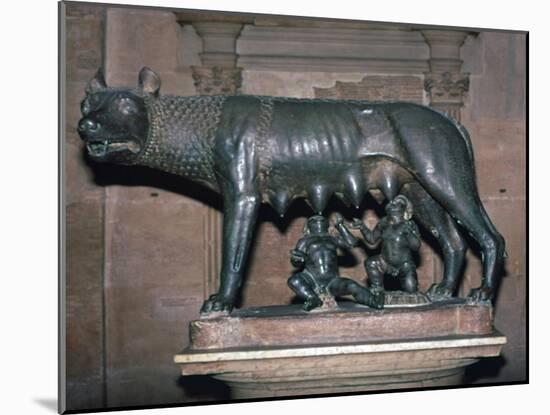 An Etruscan statue, The Capitoline Wolf. Artist: Unknown-Antonio Del Pollaiuolo-Mounted Giclee Print