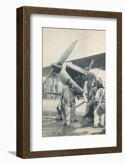 An instructor explaining engine details to a pupils at Sealand Aerodrome, Flintshire, c1936-Unknown-Framed Photographic Print