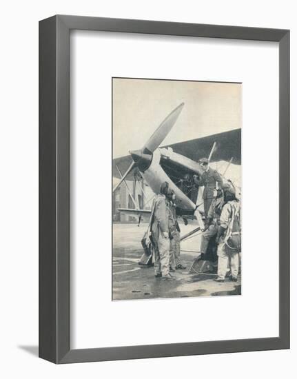 An instructor explaining engine details to a pupils at Sealand Aerodrome, Flintshire, c1936-Unknown-Framed Photographic Print