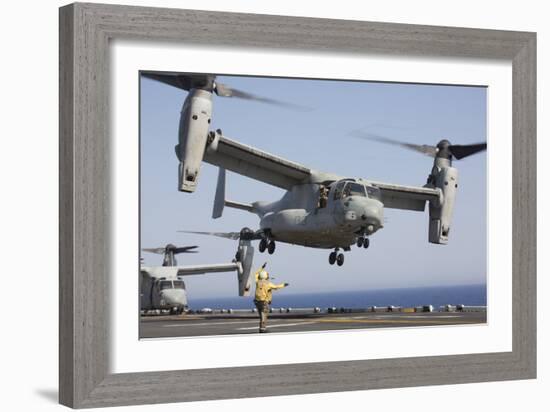 An MV-22 Osprey Takes Off from the Amphibious Assault Ship USS Kearsarge-null-Framed Photographic Print