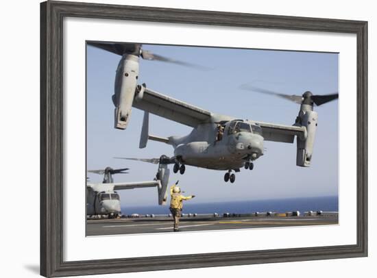 An MV-22 Osprey Takes Off from the Amphibious Assault Ship USS Kearsarge-null-Framed Photographic Print