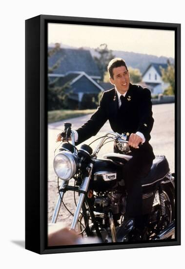 AN OFFICER AN A GENTLEMAN, 1982 DIRECTD BY TAYLOR HACKFORD Richard Gere (photo)-null-Framed Stretched Canvas