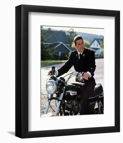 An Officer and a Gentleman, Richard Gere-null-Framed Photo