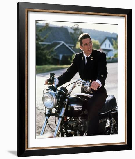 An Officer and a Gentleman, Richard Gere-null-Framed Photo