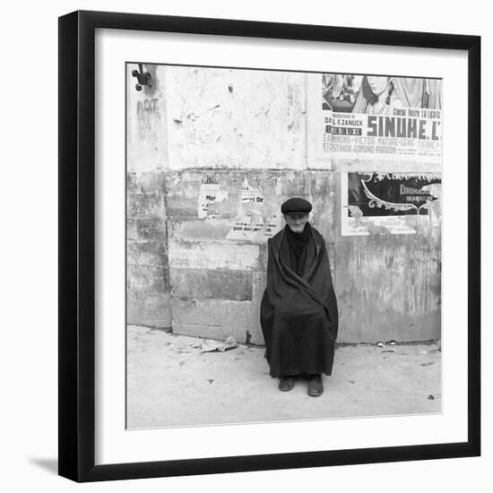 An Old Man from Sicily-Mario de Biasi-Framed Giclee Print