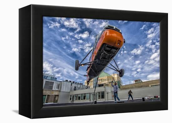 An S-58T Picks Up The Lifting Line On The Top Of A Building In Chicago, Illinois-null-Framed Premier Image Canvas