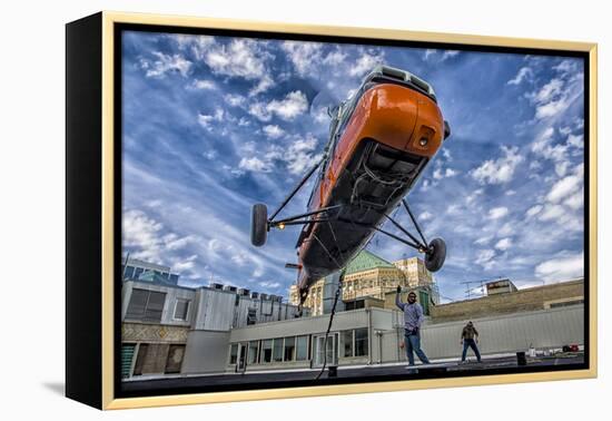 An S-58T Picks Up The Lifting Line On The Top Of A Building In Chicago, Illinois-null-Framed Premier Image Canvas