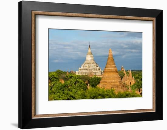 Ancient temples and pagodas, Bagan, Mandalay Region, Myanmar-Keren Su-Framed Photographic Print