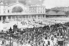 The Gare De L'Est Railway Station During the Period of Mobilization, Paris, France, 1914-Andre Devambez-Giclee Print