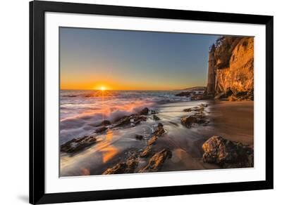 Sunset at Victoria Beach in Laguna Beach, Ca Photographic Print