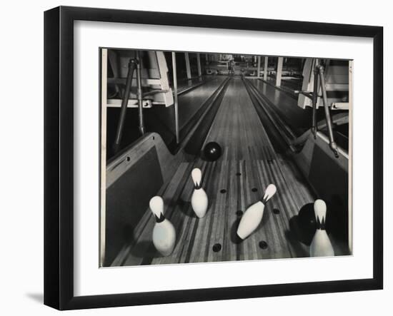 Andy Varipapa-Gjon Mili-Framed Photographic Print