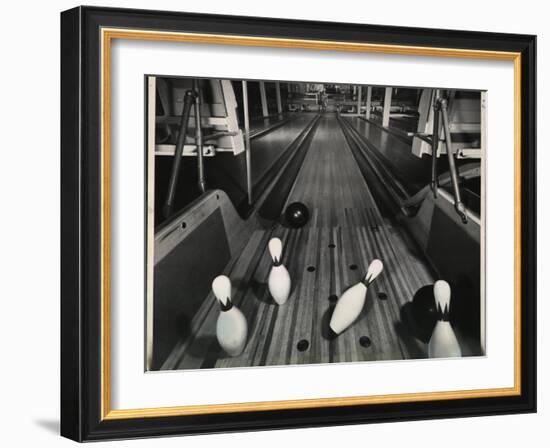 Andy Varipapa-Gjon Mili-Framed Photographic Print