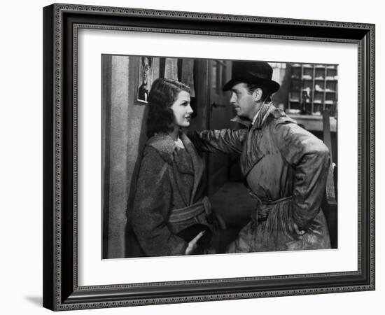 ANGELS OVER BROADWAY, 1940 directed by BEN HECHT AND LEE GARMES Rita Hayworth and Douglas Fairbanks-null-Framed Photo