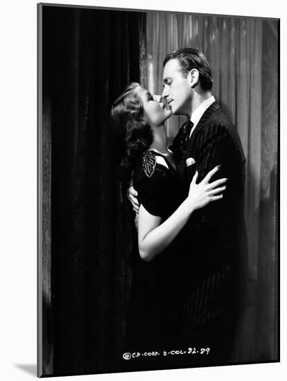 ANGELS OVER BROADWAY, 1940 directed by BEN HECHT AND LEE GARMES Rita Hayworth and Douglas Fairbanks-null-Mounted Photo