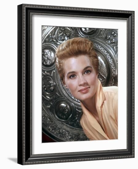 Angie Dickinson (photo)-null-Framed Photo