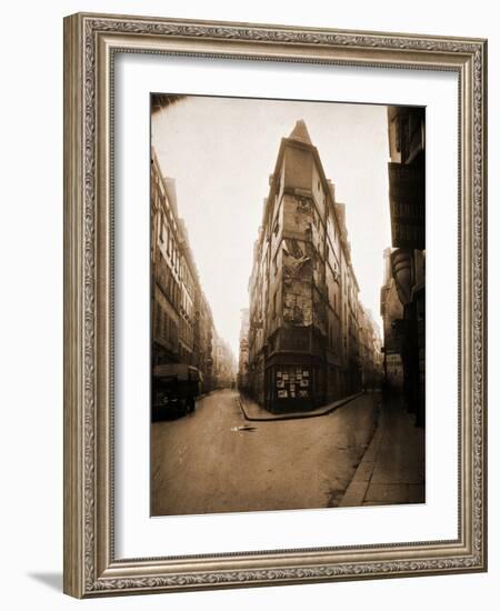 Angle Rue de Seine, 1924-Eugène Atget-Framed Photographic Print