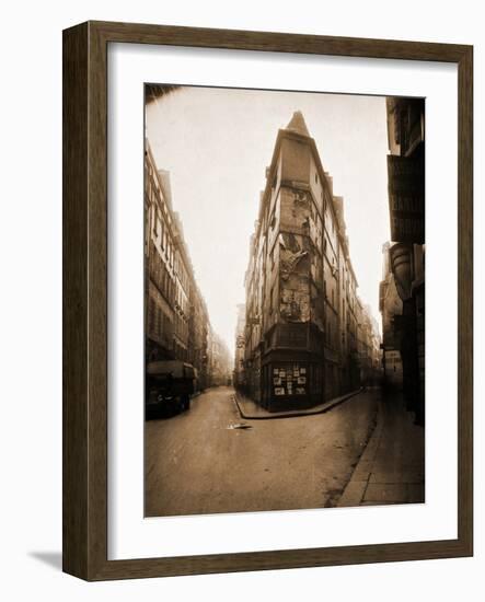 Angle Rue de Seine, 1924-Eugène Atget-Framed Photographic Print