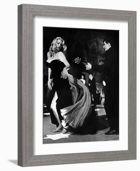 Anita Ekberg, La Dolce Vita, Federico Fellini, 1960 (b/w photo)-null-Framed Photo