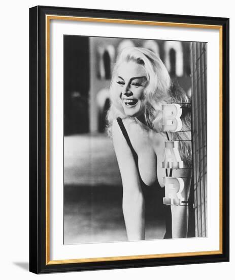 Anita Ekberg - La Dolce vita-null-Framed Photo