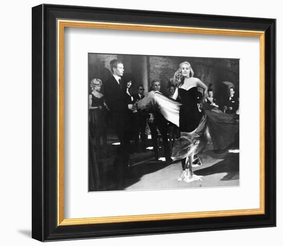 Anita Ekberg - La dolce vita-null-Framed Photo