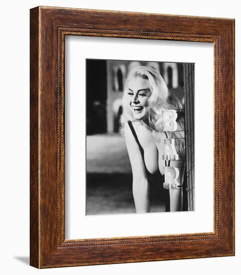 Anita Ekberg - La Dolce vita--Framed Photo