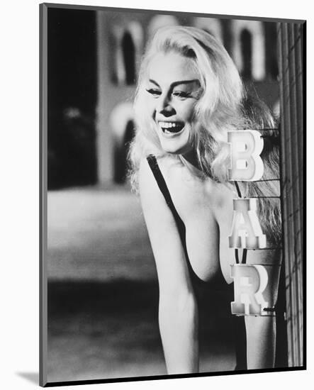 Anita Ekberg - La Dolce vita-null-Mounted Photo