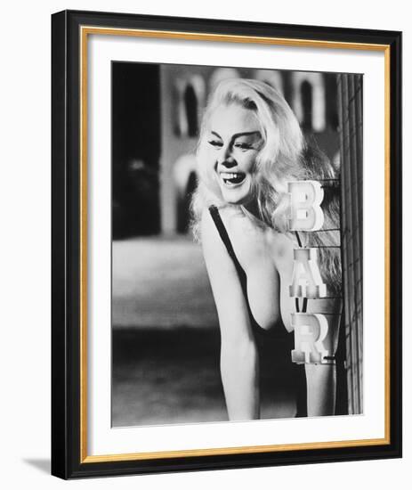 Anita Ekberg - La Dolce vita-null-Framed Photo