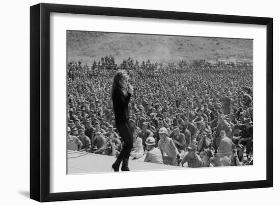 Ann Margret Entertains Thousands of Troops in Danang, Vietnam, Winter 1968-69-null-Framed Photo