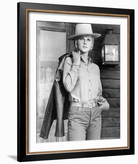 Ann-Margret - The Train Robbers-null-Framed Photo