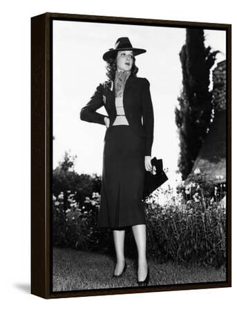 broad brimmed felt hat