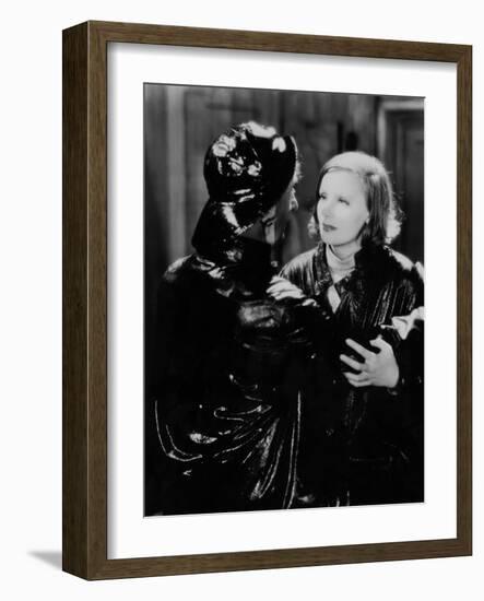 ANNA CHRISTIE, 1930 directed by CLARENCE BROWN George F. Marion and Greta Garbo (b/w photo)-null-Framed Photo