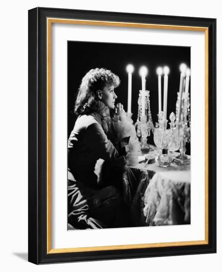 Anna Karenina by Clarence Brown, based on a novel by Leo Tolstoi, with Greta Garbo, 1935 (b/w photo-null-Framed Photo