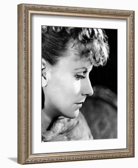 Anna Karenina by Clarence Brown, based on a novel by Leo Tolstoi, with Greta Garbo, 1935 (b/w photo-null-Framed Photo