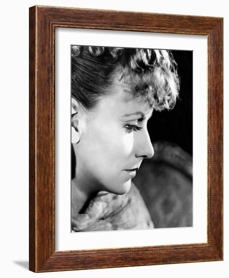 Anna Karenina by Clarence Brown, based on a novel by Leo Tolstoi, with Greta Garbo, 1935 (b/w photo-null-Framed Photo