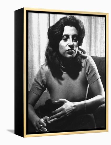 Anna Magnani in Her Rome Apartment-Gjon Mili-Framed Premier Image Canvas