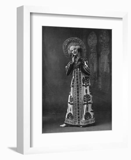 Anna Pavlova (1881-191), Russian Ballet Dancer, 1911-1912-Alfred & Walery Ellis-Framed Giclee Print