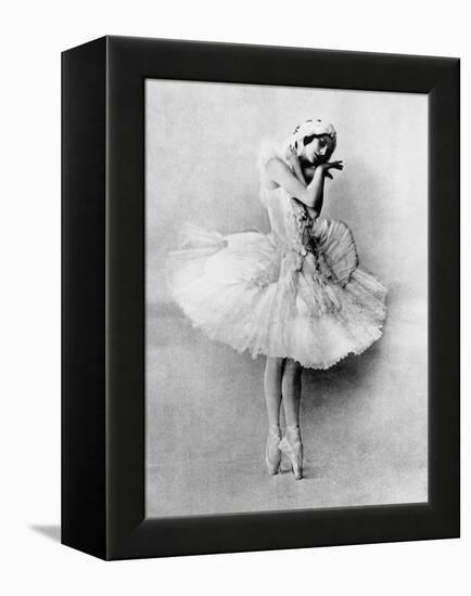 Anna Pavlova in the Role of the Dying Swan, C.1905-null-Framed Premier Image Canvas