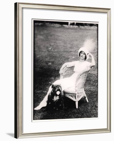 Anna Pavlova-null-Framed Giclee Print